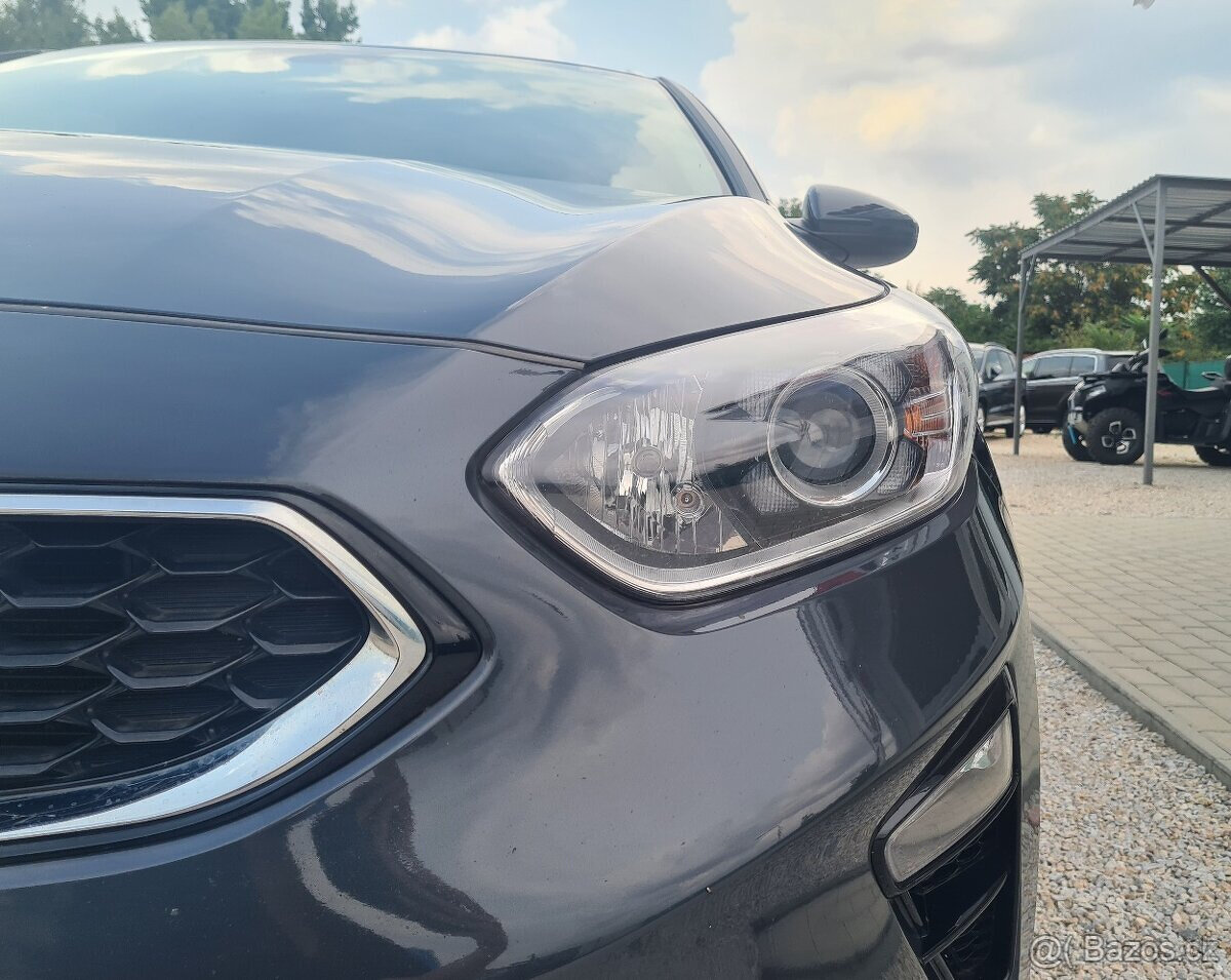 KIA CEED SW 1.6 CRDI VISION - 9