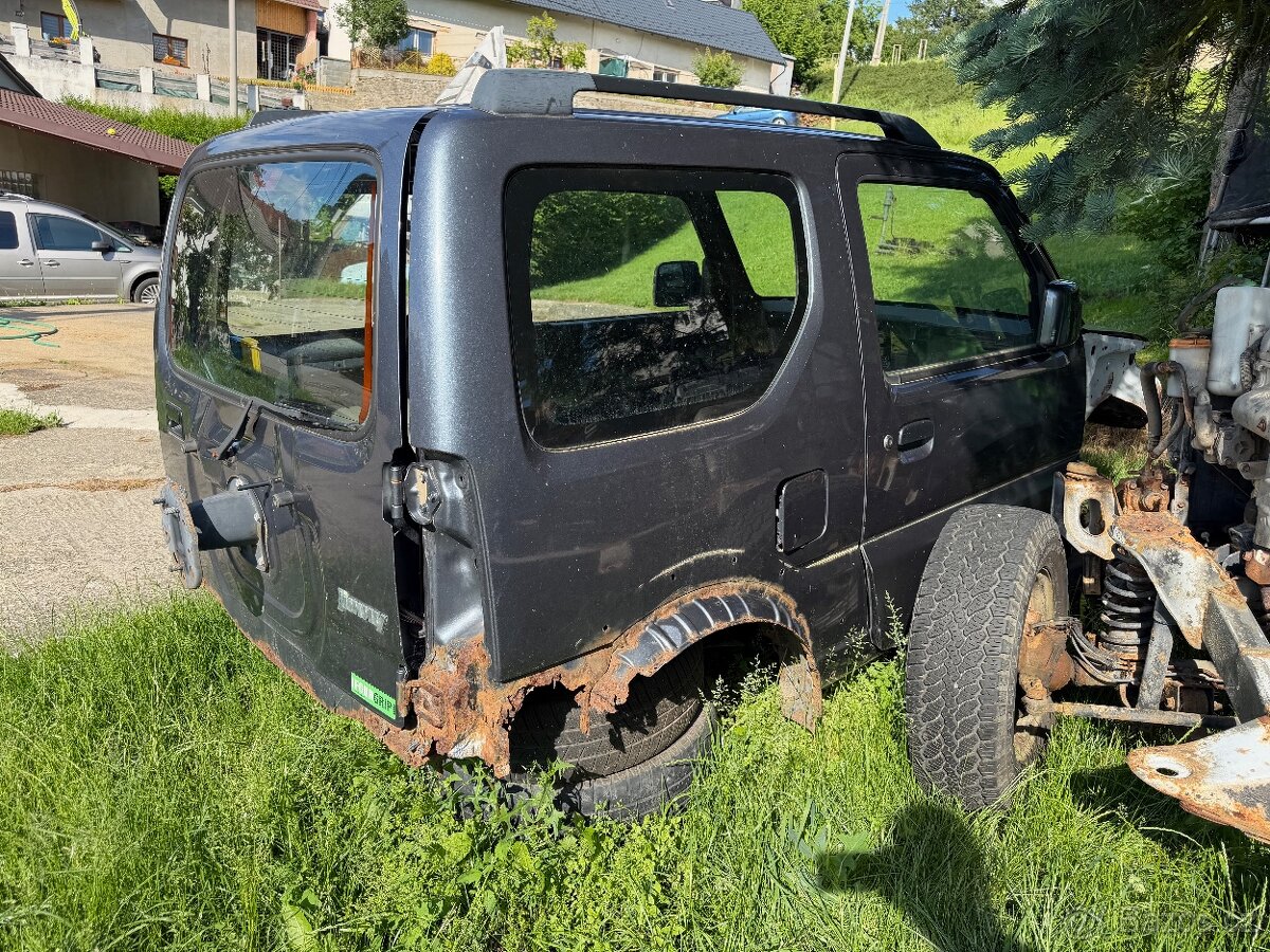 Suzuki Jimny - 9
