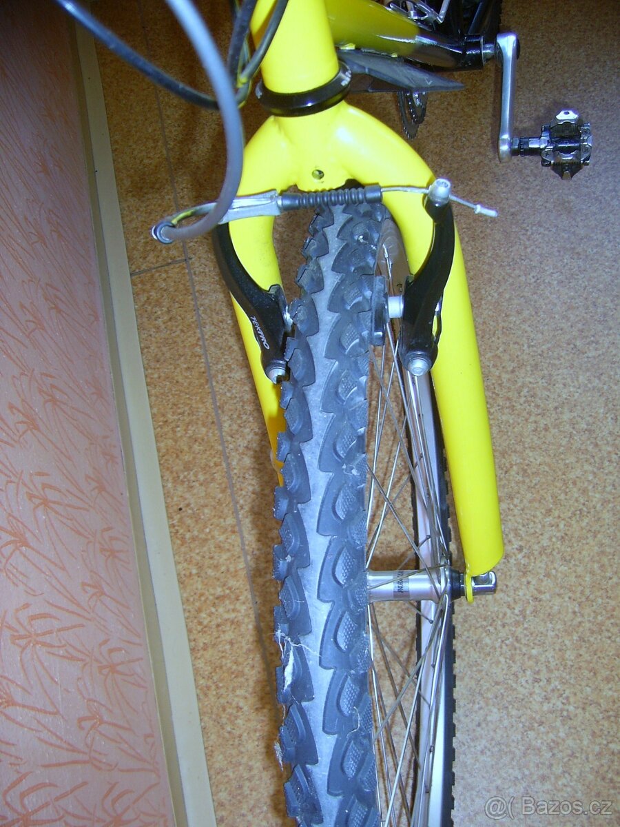 Horské - trekové kolo Specialized - 9