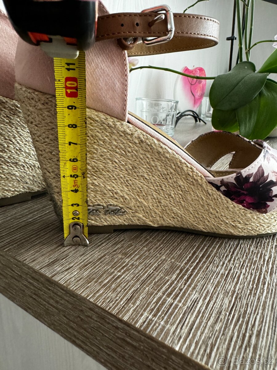 Lodičky na klínku TT - vel. 41 - 9