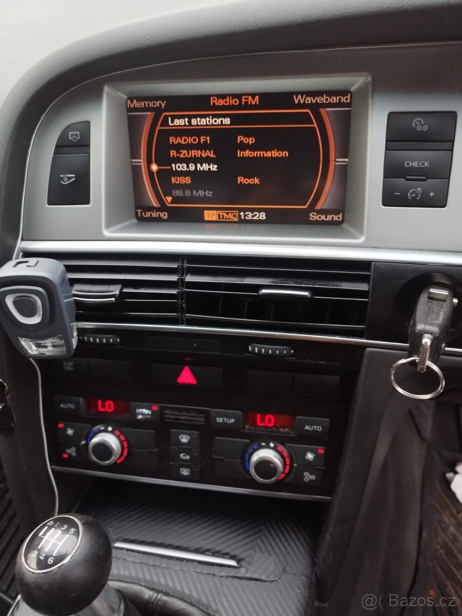 Audi A6 4f sedan - 9