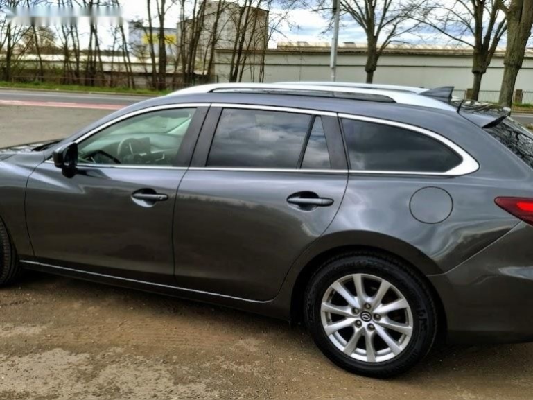 Mazda 6,2.0 benzin Facelit 1. majitel - 9