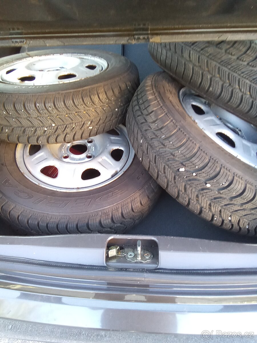 CHEVROLET SPARK 1.0 i,50 kW,107 tkm, KLIMA, nová CZ STK. - 9