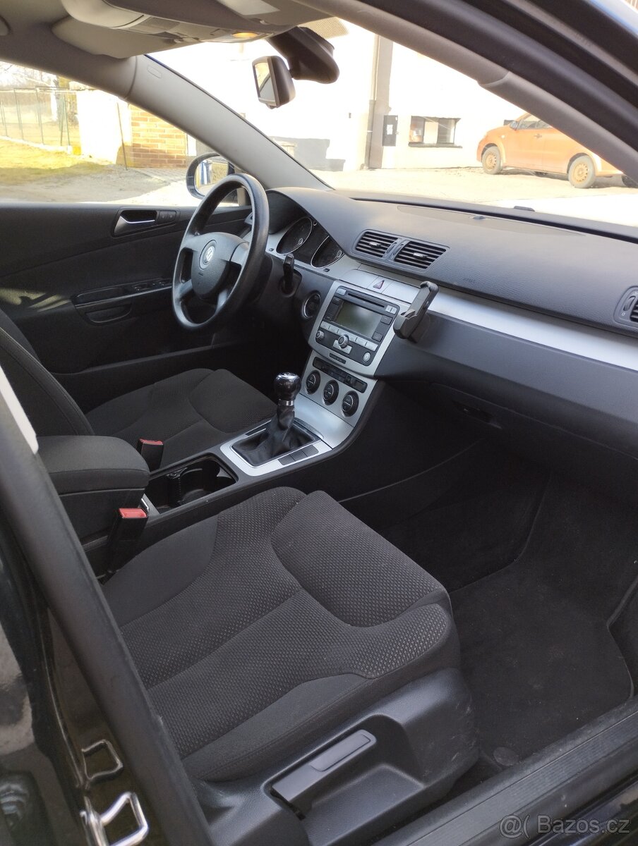 Volkswagen Passat B6 - 9