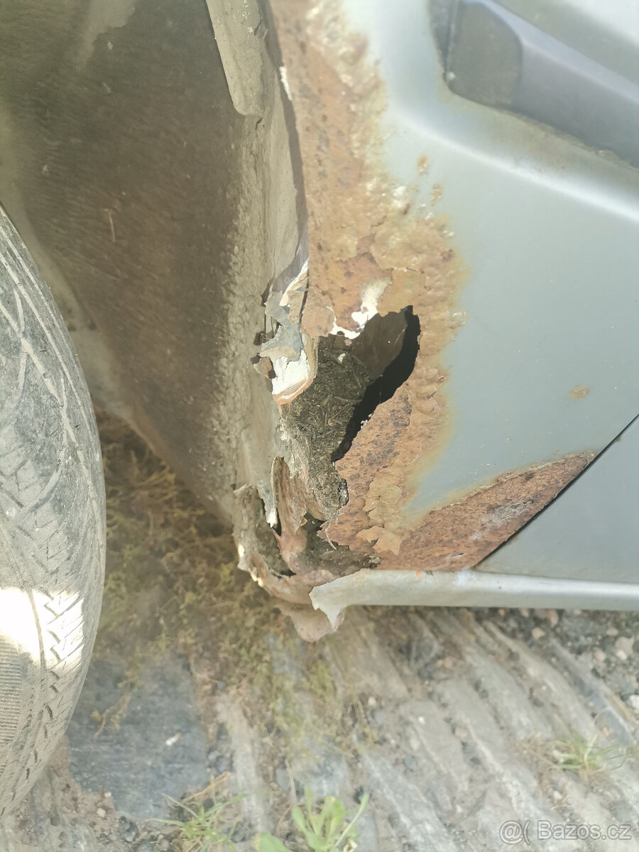 Peugeot 205 1,9D - 9