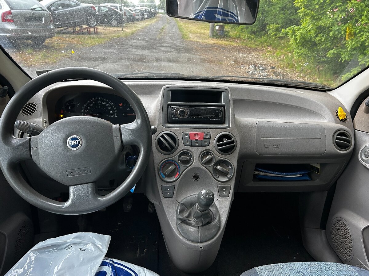 Fiat Panda 1,1i 40kW, r.v. 2005 - 9