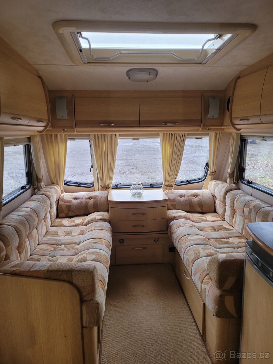 Anglický Karavan COACHMEN AMARA - 9