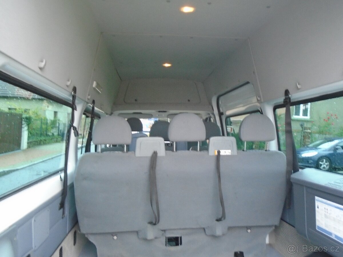 Ford Transit 2.2 TDCi 9 míst L3H3 Klima - 9