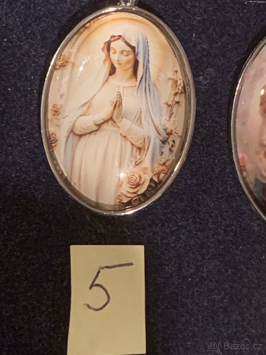 přívěs ,...4,5 x 3,3cm - 9