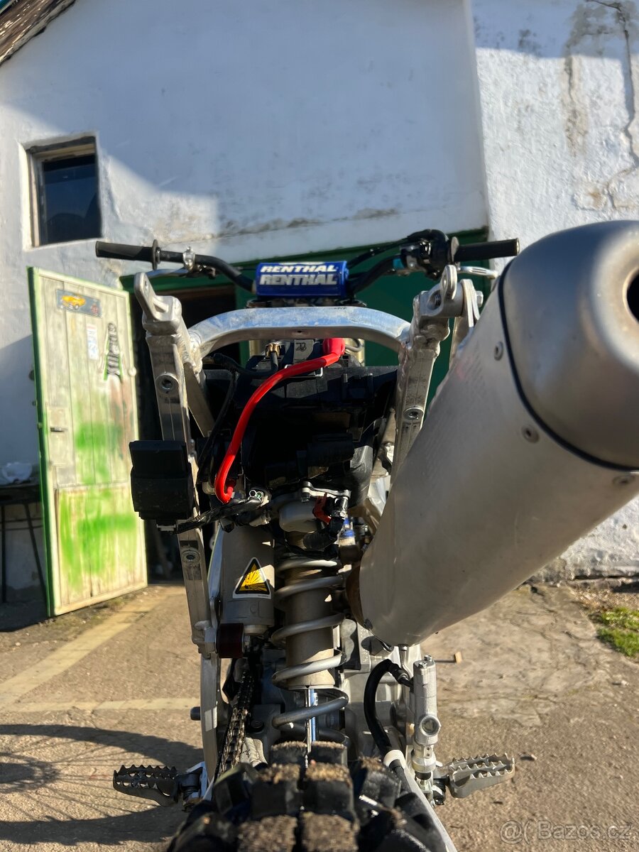 Prodám yamahu yz450f 2025 - 9