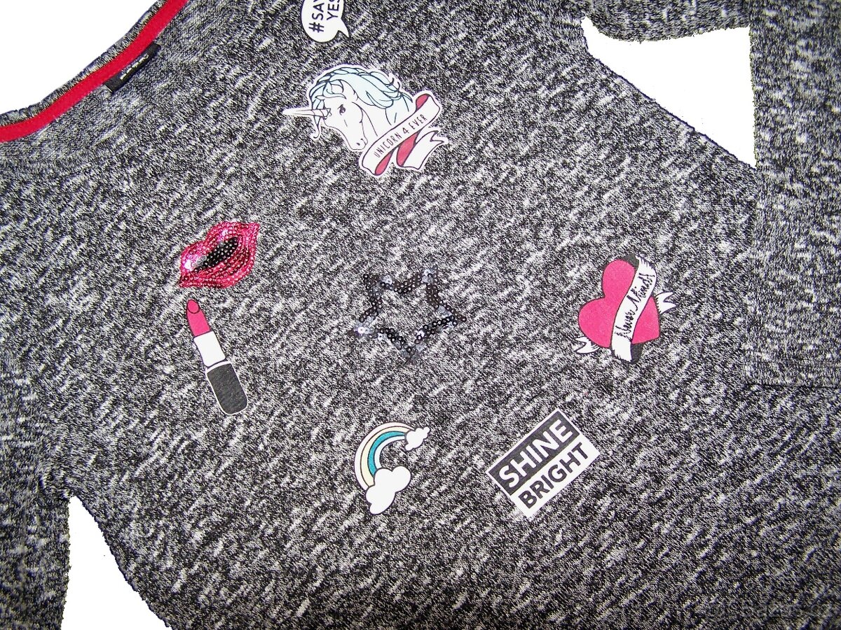 dívčí trička vel.158/164 - 9