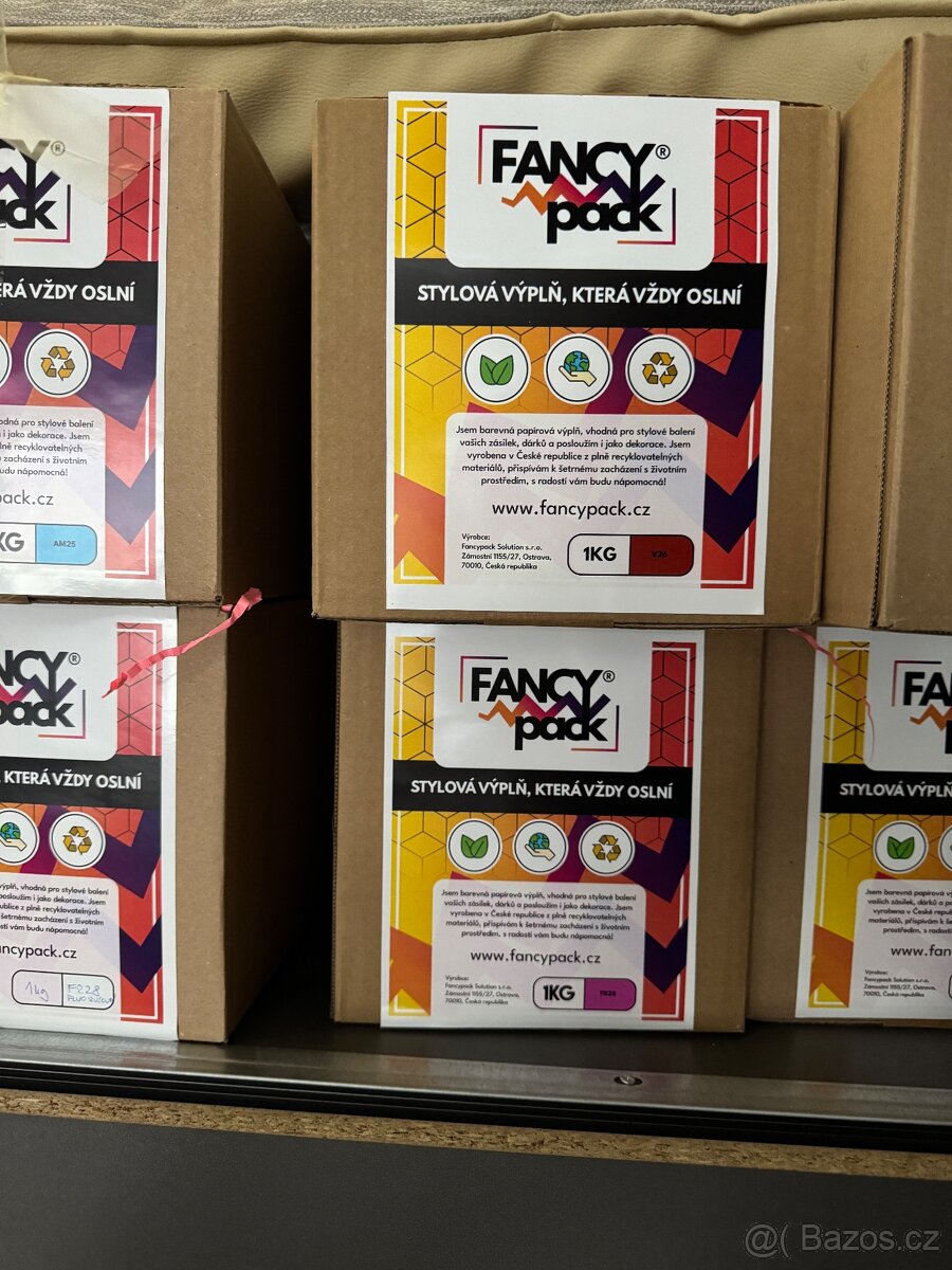 Stylová barevná papírová stylová výplň balíky a darky - 9