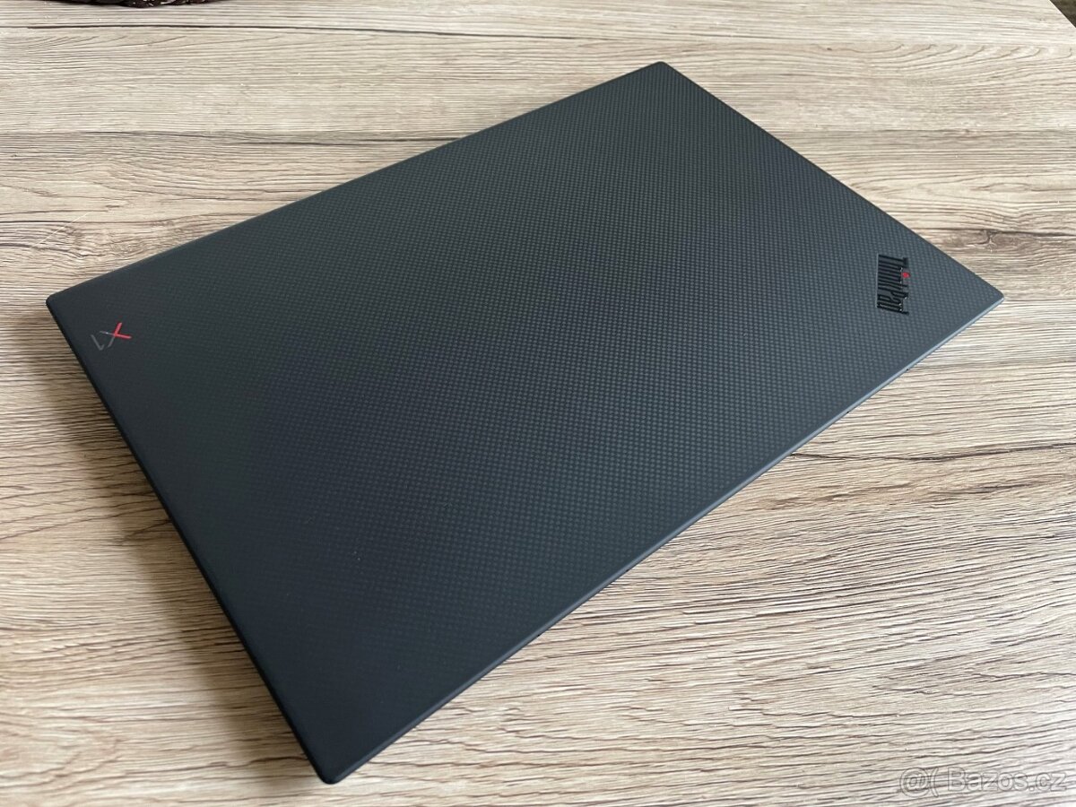 Lenovo TPad X1 Carbon 7th - luxusní LCD 3840x2160, 16GB RAM - 9