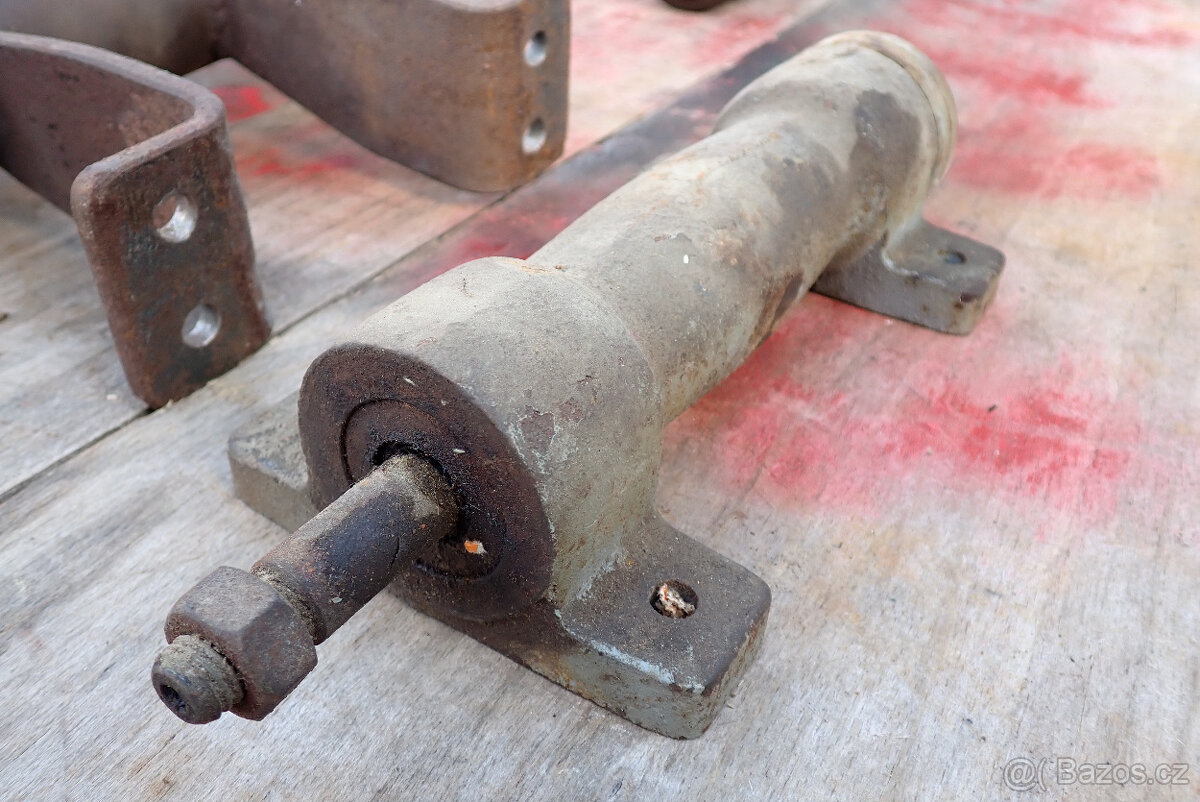 Cirkulárka - hřídele - 9