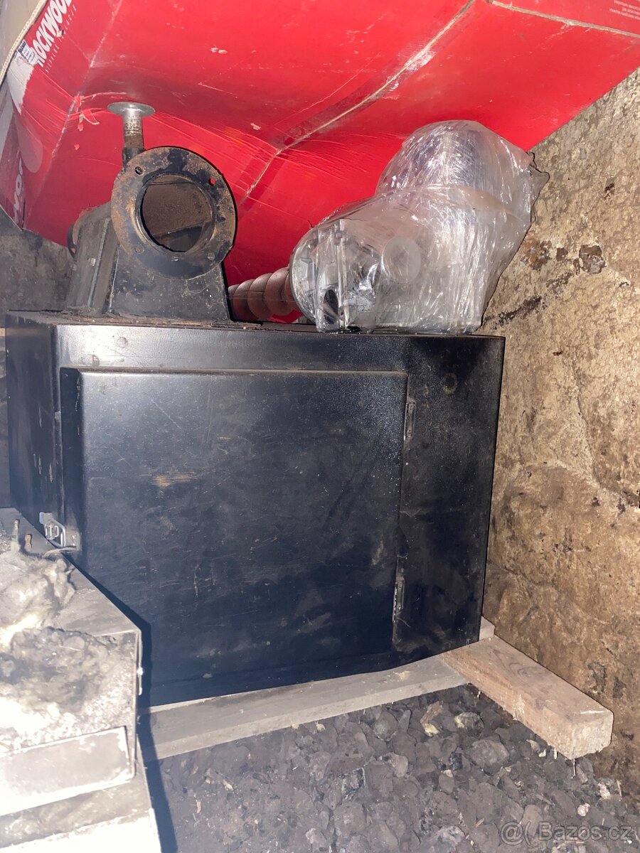 Prodám kotel viadrus - 9