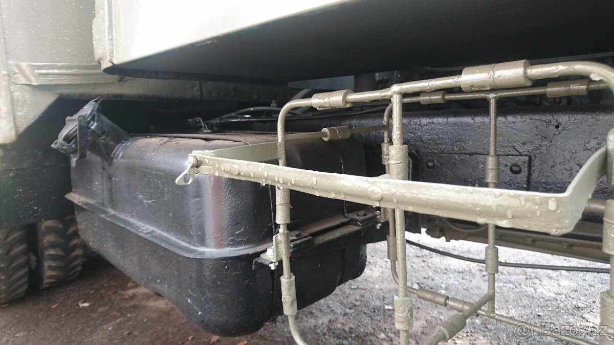 Praga V3S Skříň - 9