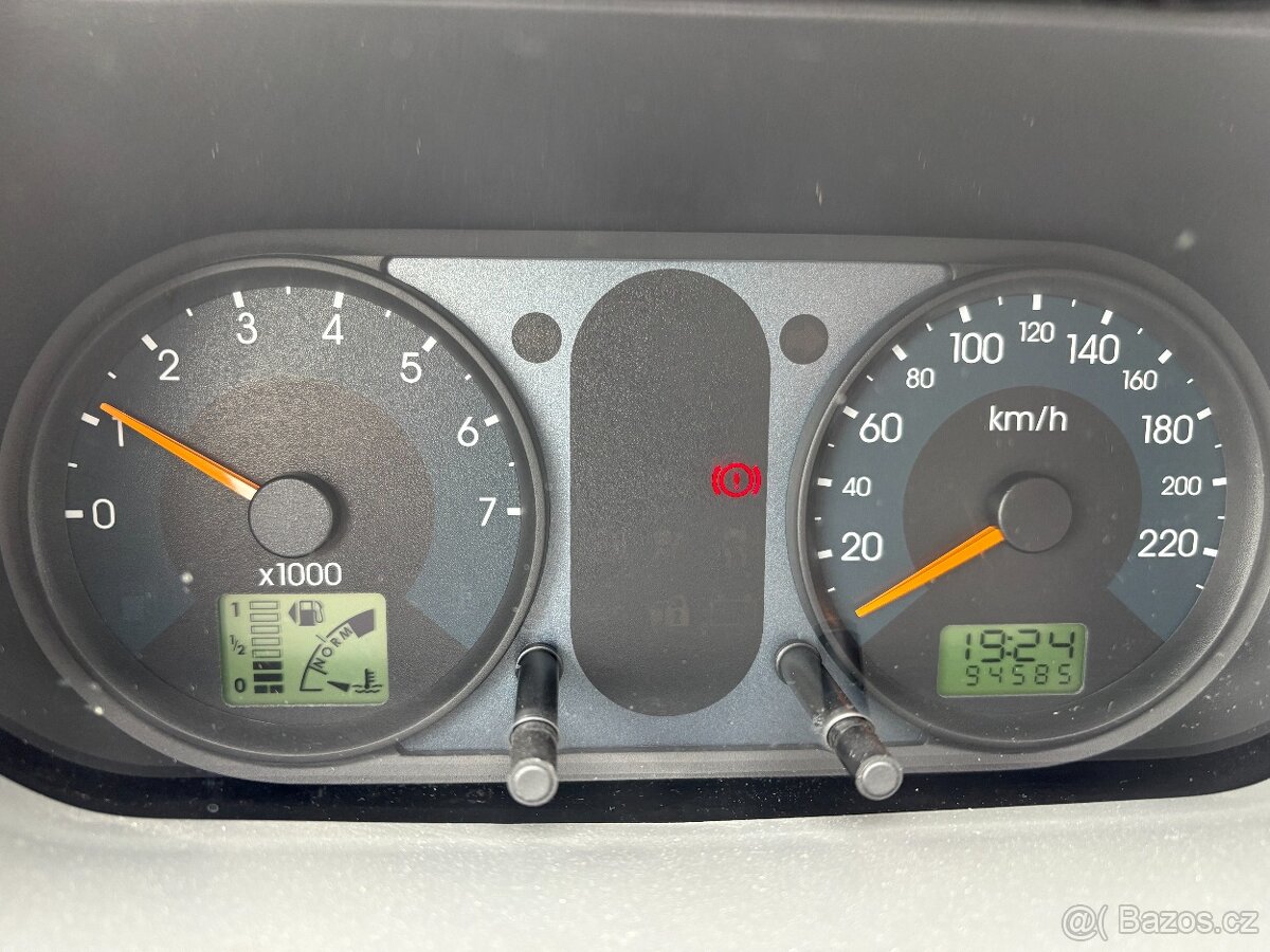 Ford Fusion 1.6i, 74kW, Klima - 9
