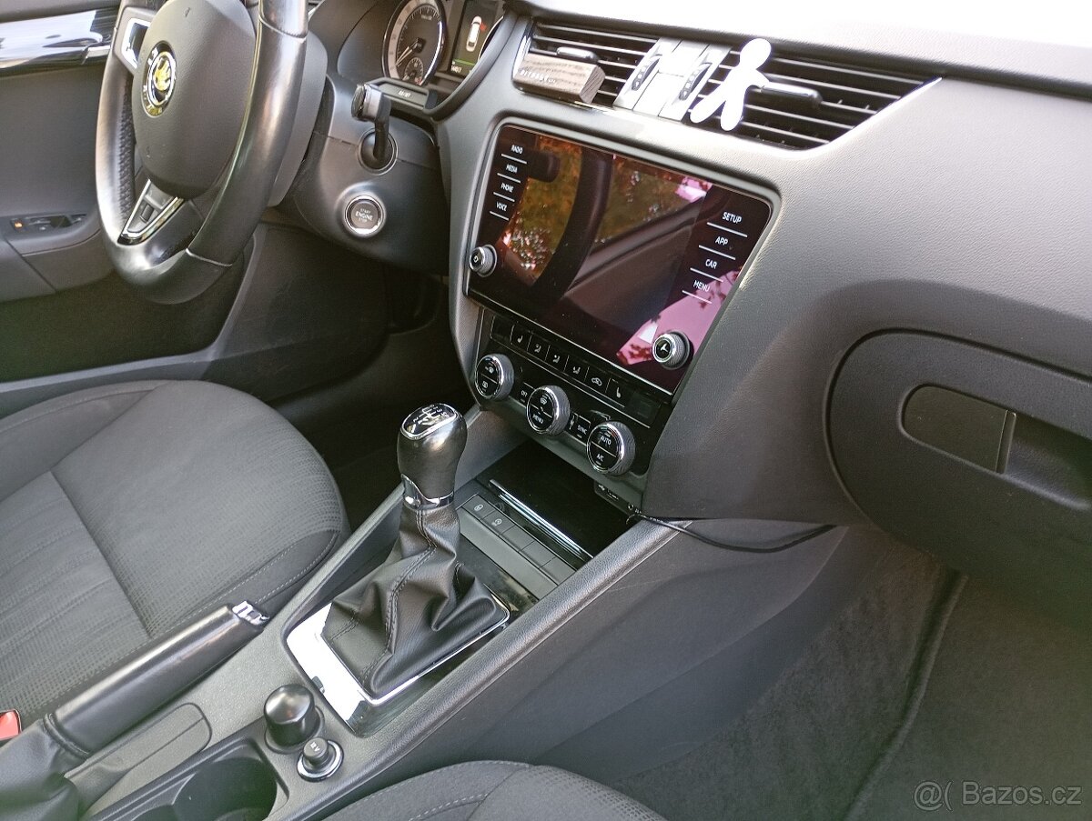 Škoda Octavia Kombi - 9