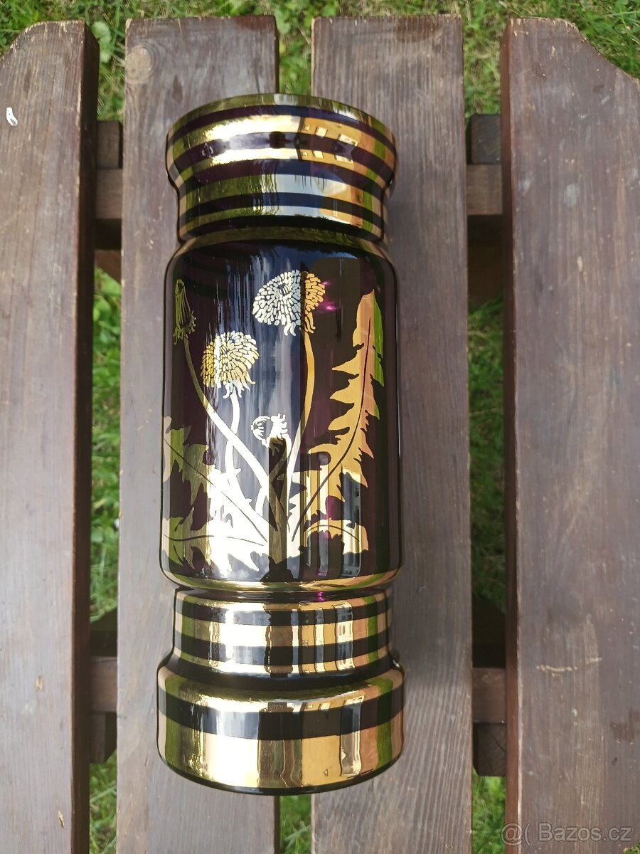 Váza, 70. léta, pozlacené fialové sklo vzor pampelišky - 9