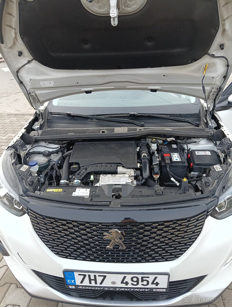 Prodej Peugeot SUV2008 ALLURE PACK 1.2 PureTech 130 S&S EAT8 - 9