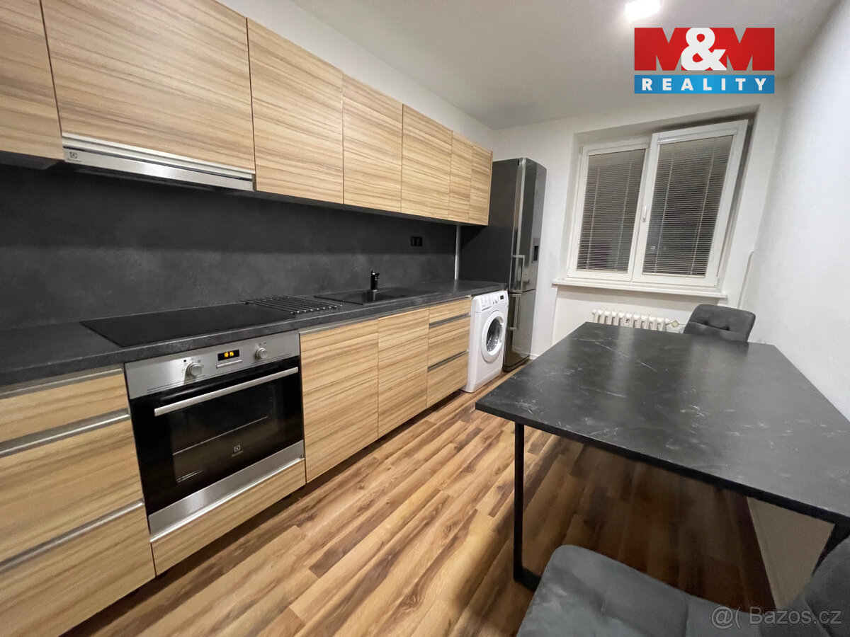 Pronájem bytu 1+1, 38 m², Ostrava, ul. Čs. exilu - 9