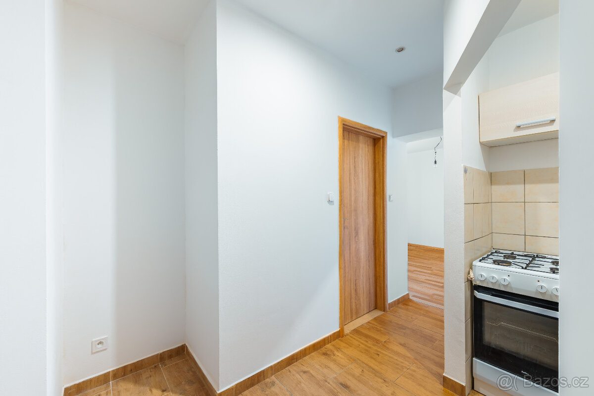 Prodáme byt 2+kk., Jeseník, Vančurova ulice - 9