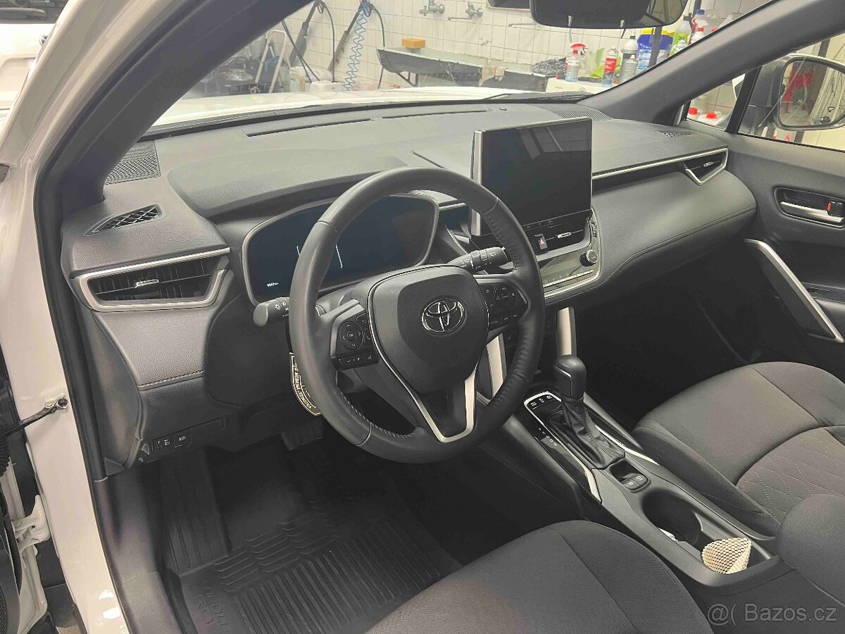 Toyota Corolla Cross, 1,8 Hybrid Style Tech 9060 km. - 9