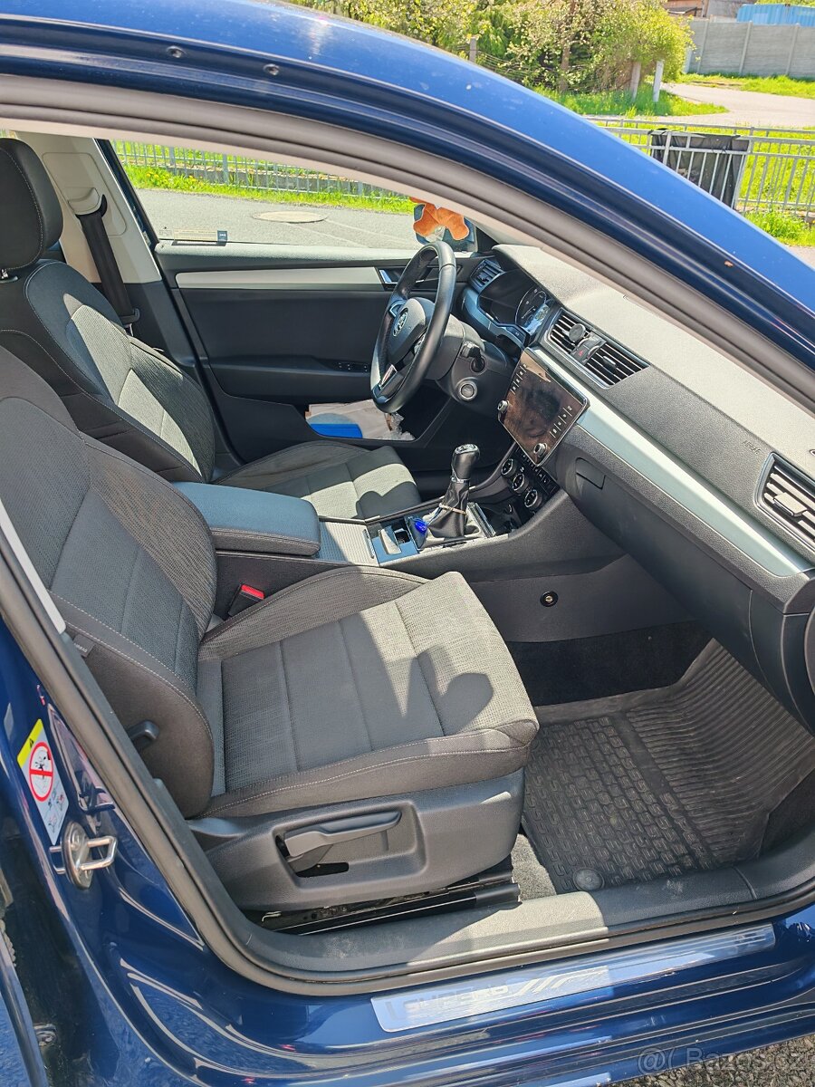 2018 Škoda Superb 2.0TDI 110kW 4x4 manuál 189 215km - 9