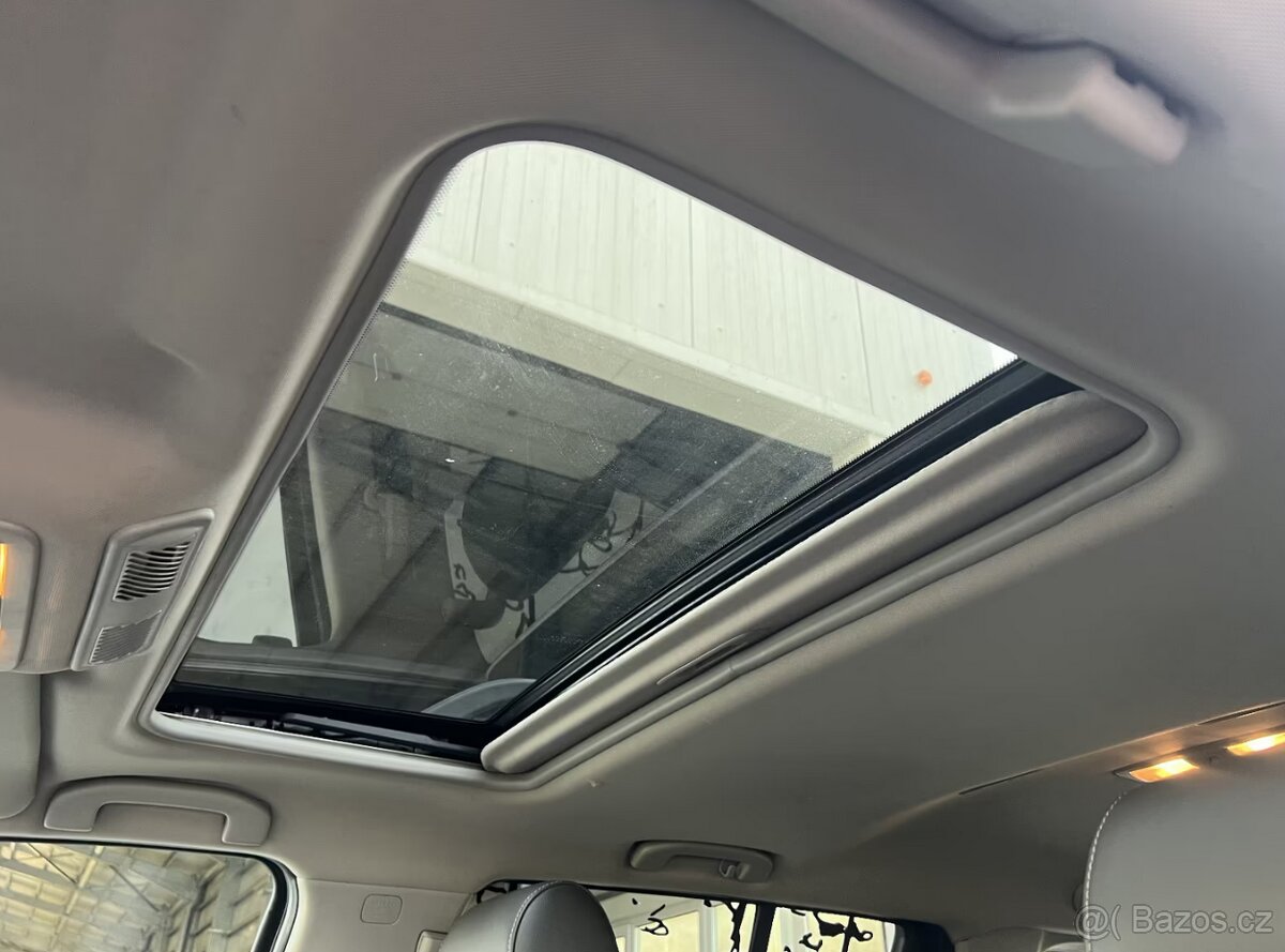 Nissan Pathfinder 3.0 dCi LE 170kw - 9