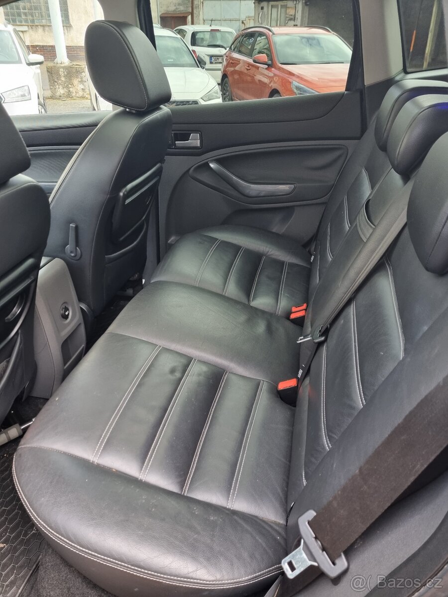 FORD KUGA 2,0 TDCI AUTOMAT - 9