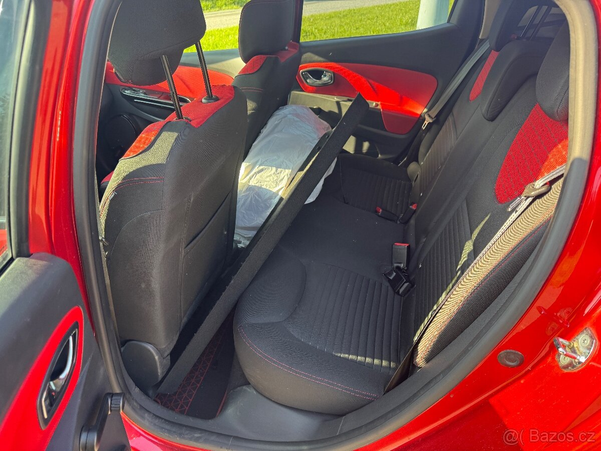 RENAULT CLIO III 0.9 TCE 66kw MODEL 2013 SERVISKA 8xALU KOLA - 9