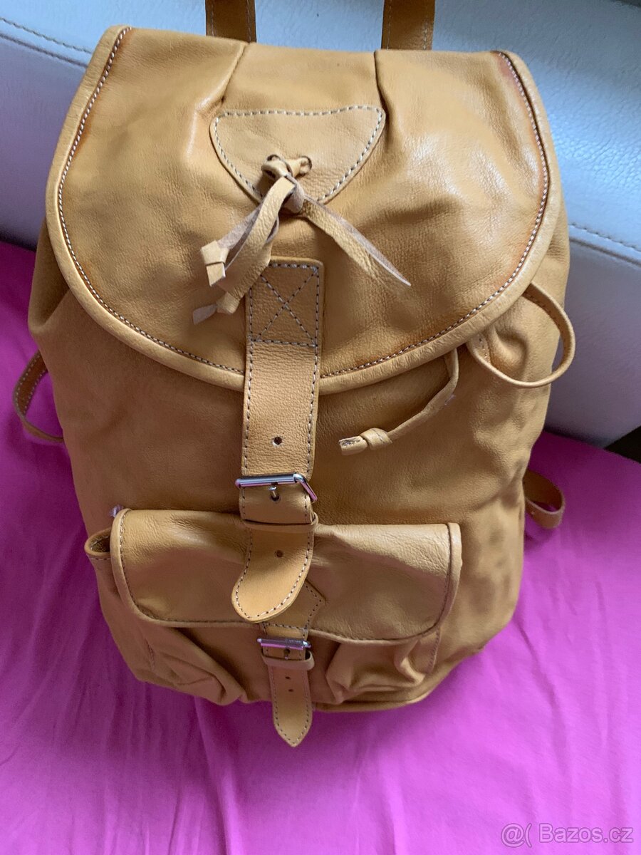 Nadherny kožený batoh novy - 9