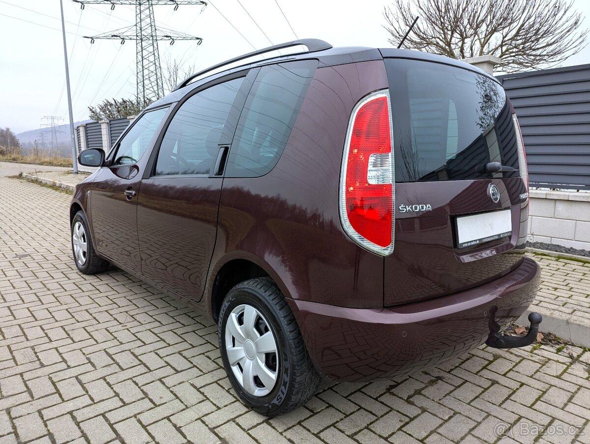 Škoda Roomster 1.2TSi, 2015, výhřev sedadel, tažné, nová TK - 9