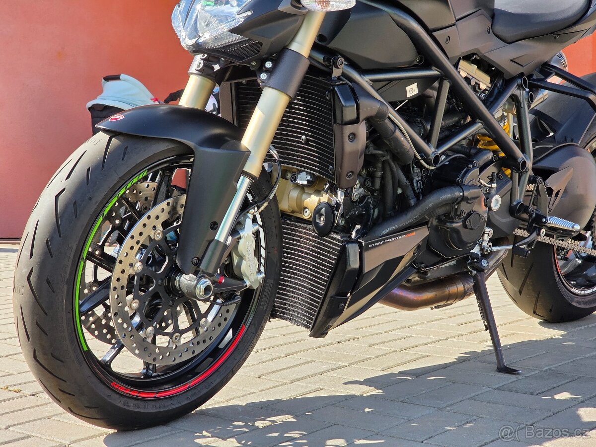 Ducati Streetfighter 848, 2014, původ ČR, 1.maj, serviska - 9
