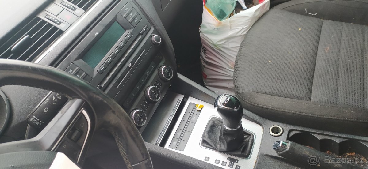 Škoda Octavia III 2.0tdi 110kw DSG na ND 153tkm Kessy - 9