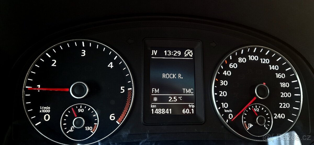 TOURAN LIVE 1.6 tdi 77kw 2013 najeto 148000km - 9