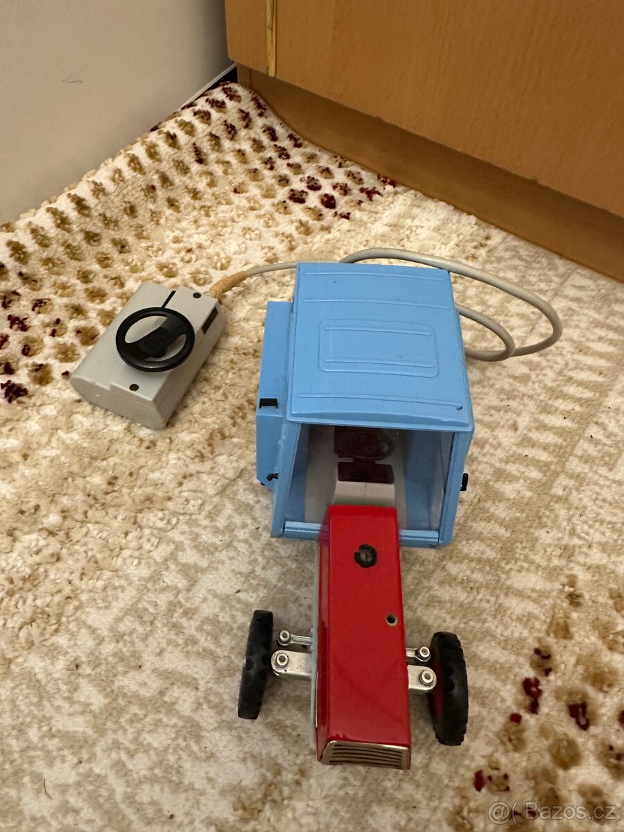 RETRO TRAKTOR ZETOR CRYSTAL KDN - 9