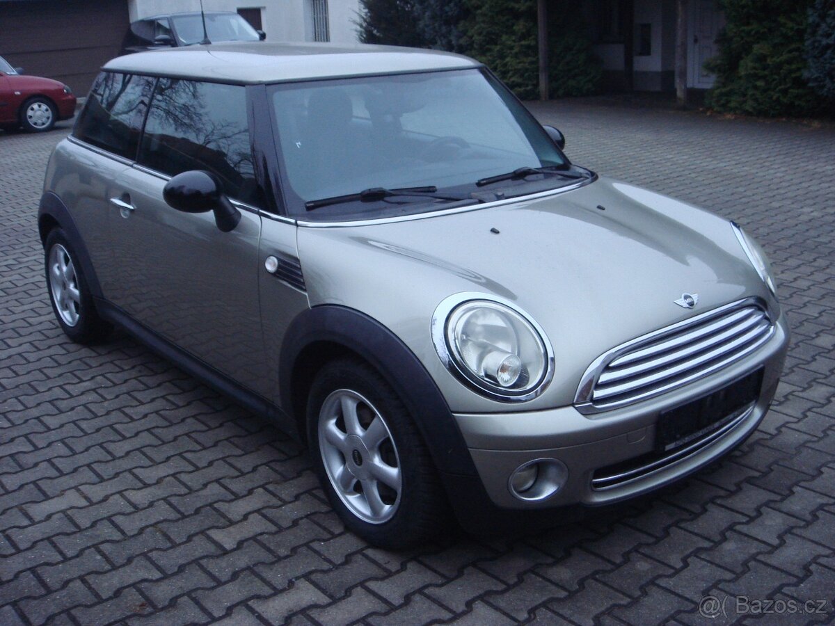 Mini Cooper R56 1.4i 70kw 2009 133tkm - 9