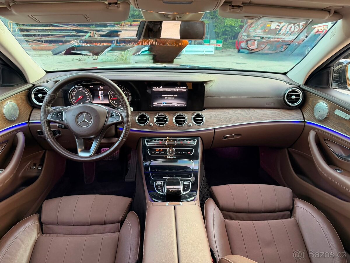 Mercedes Benz E220 AMG 143kw - 9