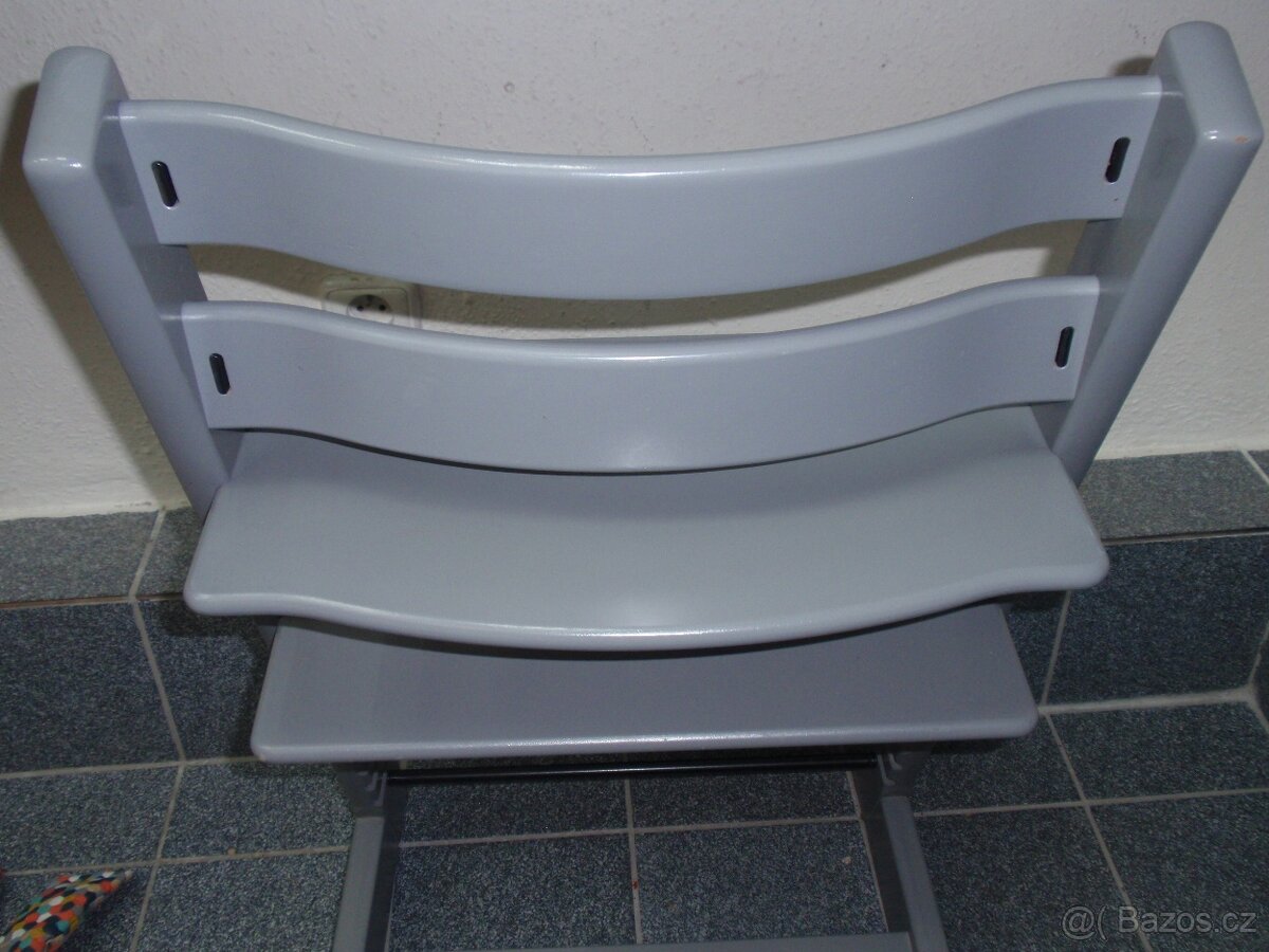 TOP MASIVNÍ DŘEVĚNÁ ROSTOUCÍ ŽIDLE STOKKE TRIPP TRAPP ŠEDÁ - 9