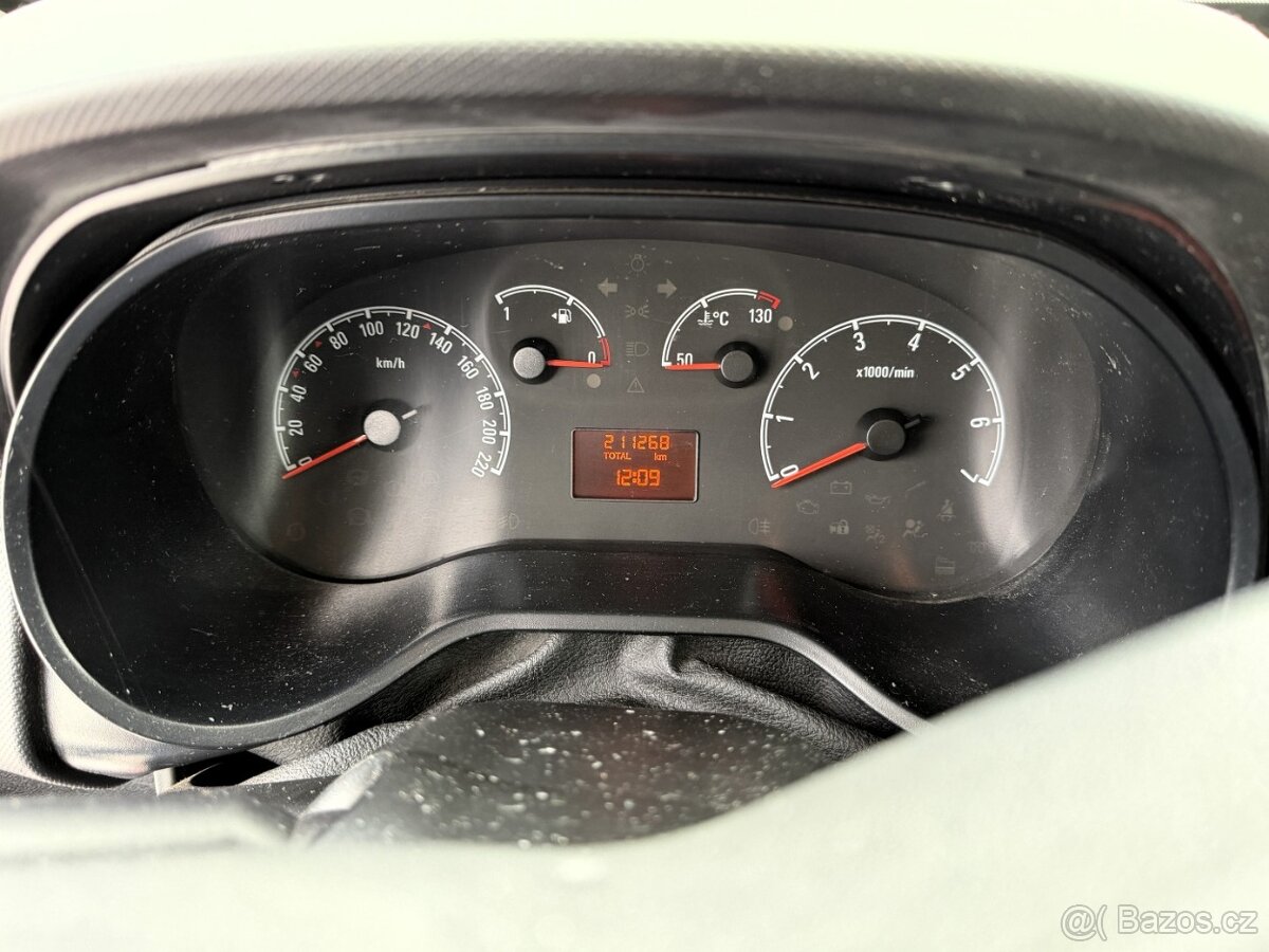 Opel Combo 1,3 CDTi 66kW Tažné DPH - 9