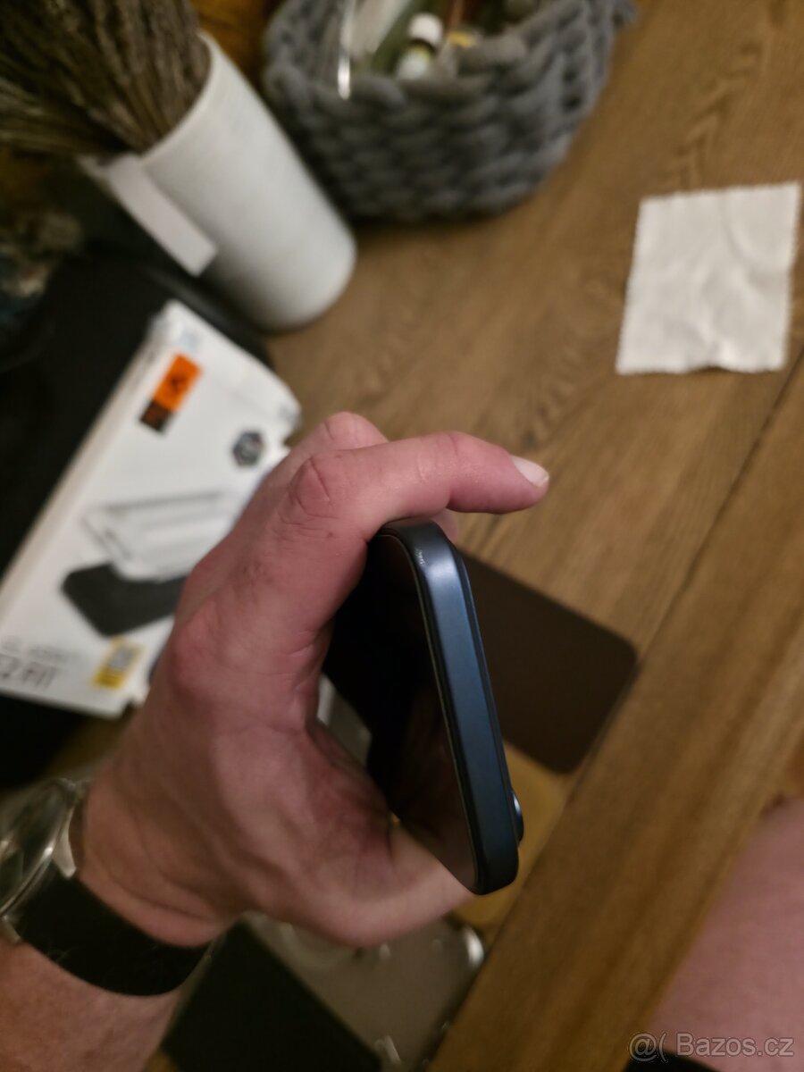 Iphone 17 Pro Max 1TB modrý - 9