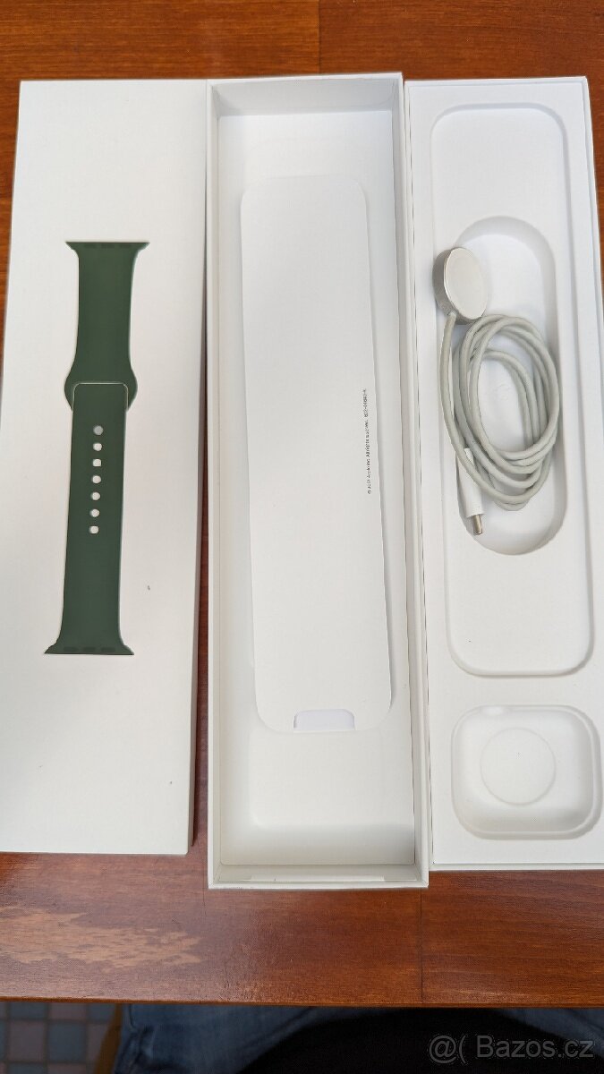Apple watch 7 series 45mm - 9