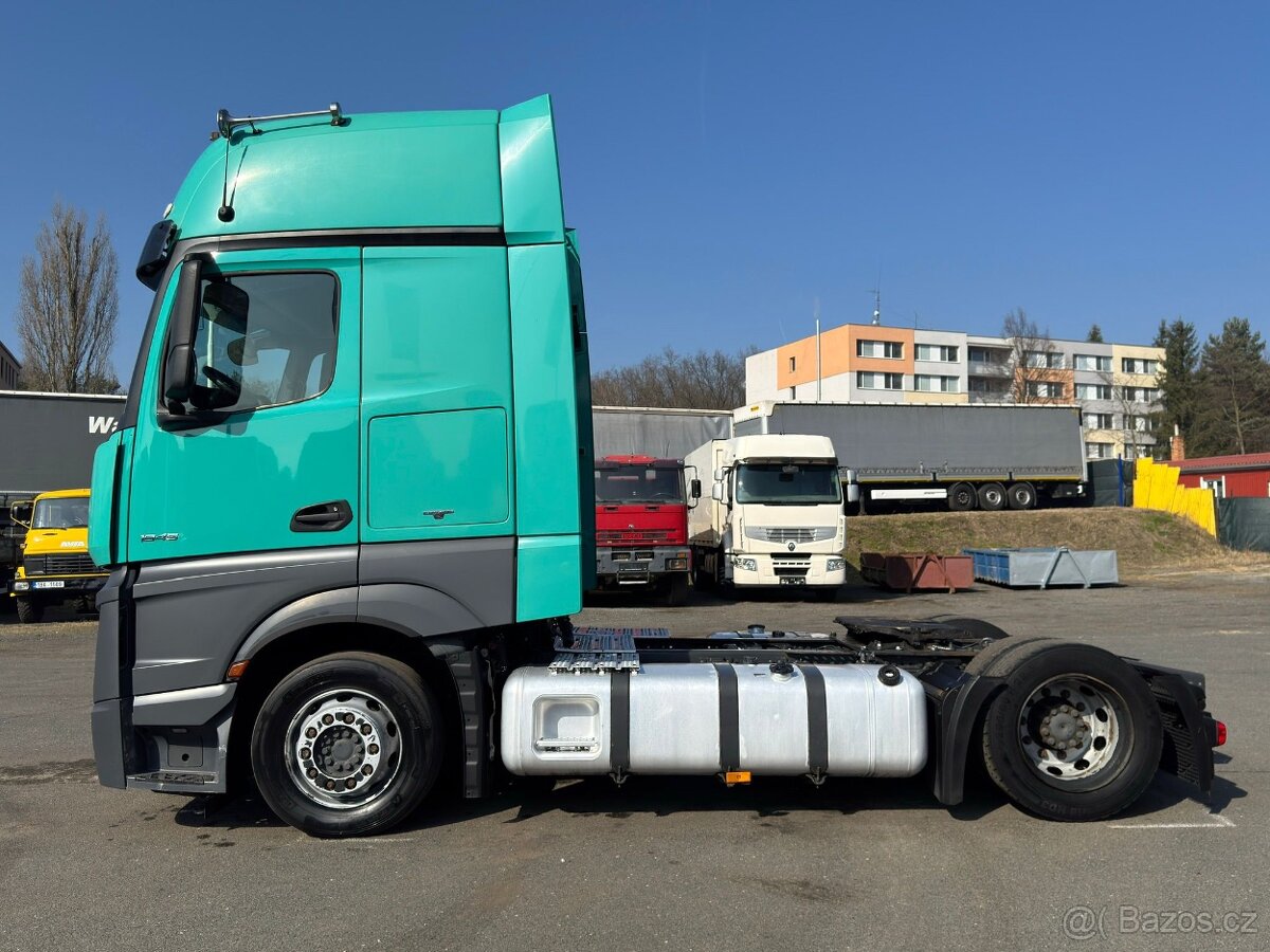 Mercedes Actros 1845 giga space - 9