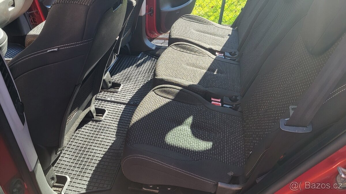 Citroen C4 Picasso 1.6hdi 82KW 2011 - 9