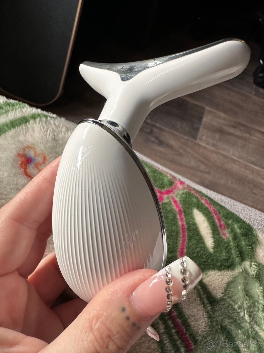 Kosmeticky masazni pristroj ETA - 9