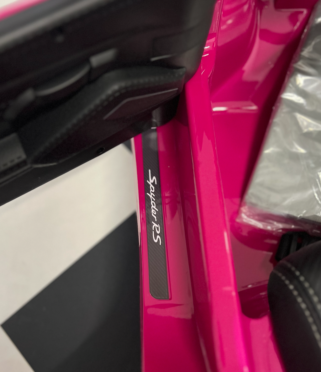 Dětské elektrické Porsche Spyder RS 718 - 90W, dojezd 90minu - 9