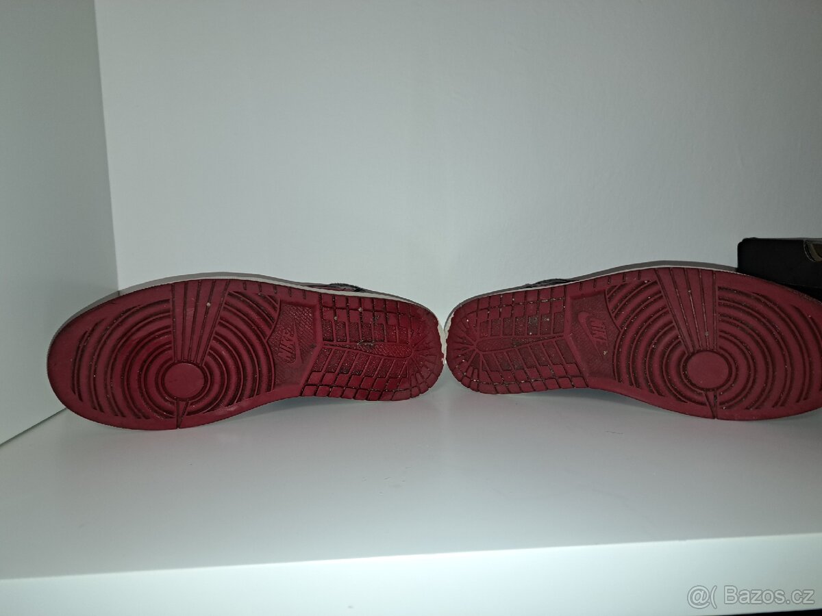 Air Jordan 1 Mid "Reverse Bred (vel. 45) - 9