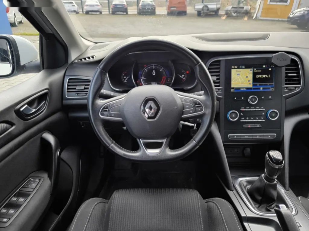 Renault Mégane, 1.5 DCi ZEN - 9