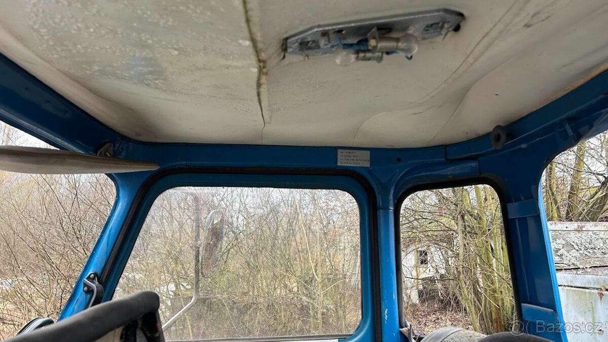 Avia A30 sklápěč (s uzávěrkou nápravy) - 9